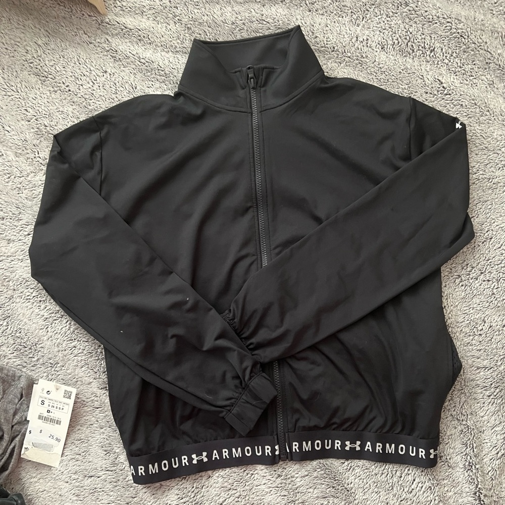 Under Armour zip up top